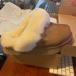 UGG size 8, new with tags
